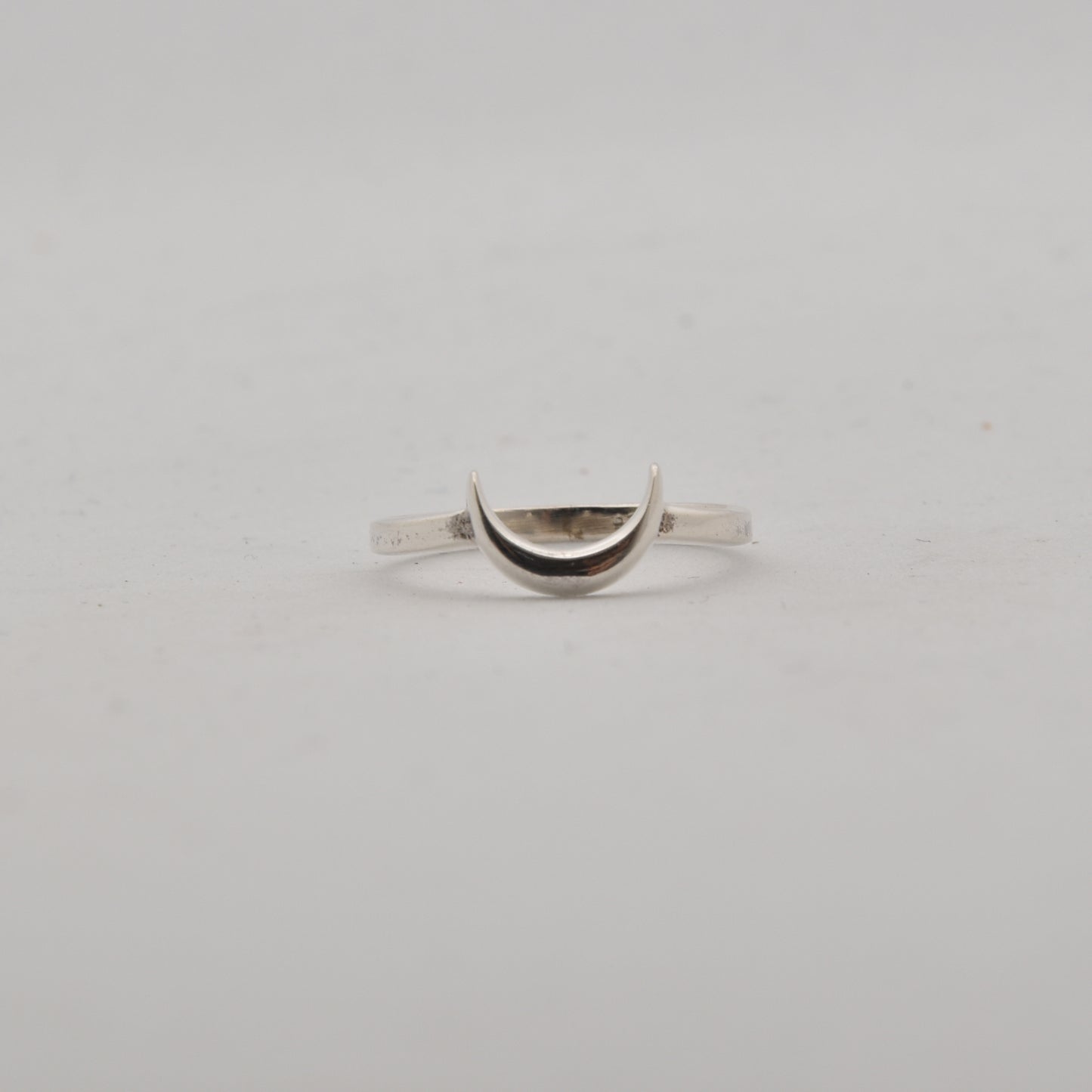 Long Half-Moon Ring